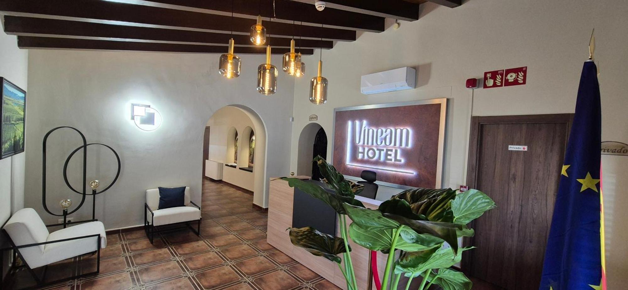 Vineam Hotel La Muela  Bagian luar foto